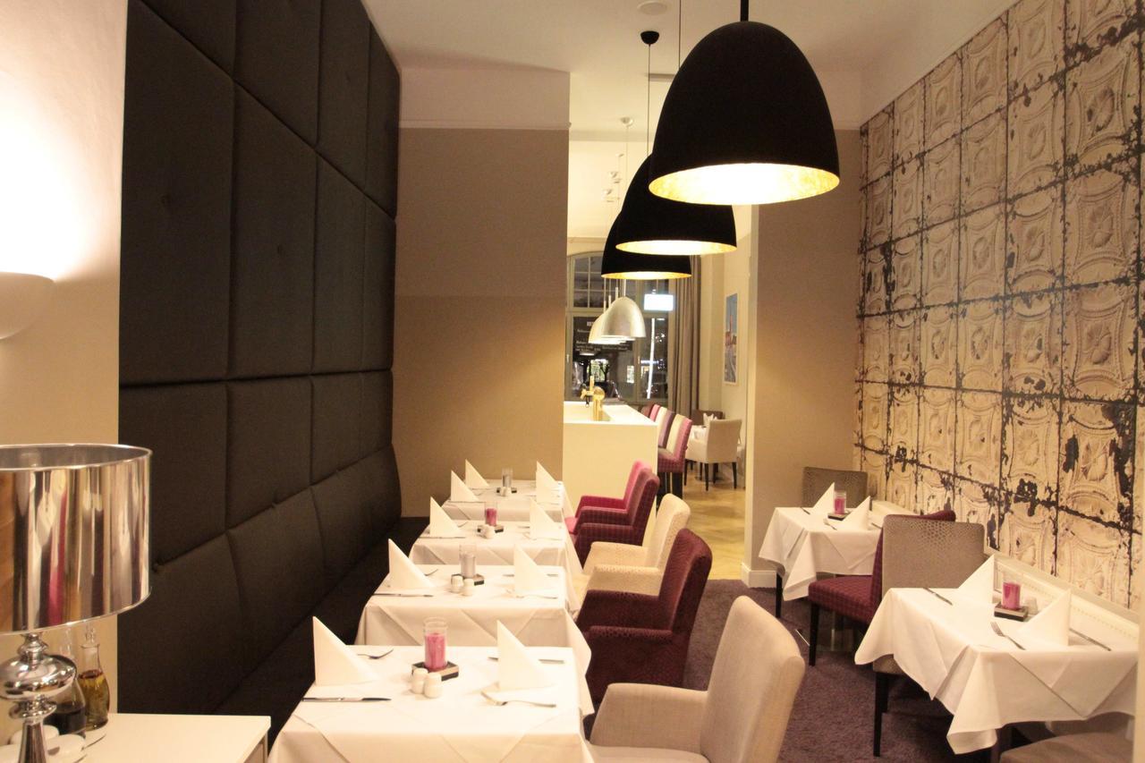 Hotel Am Molkenmarkt Brandenburg  Ngoại thất bức ảnh