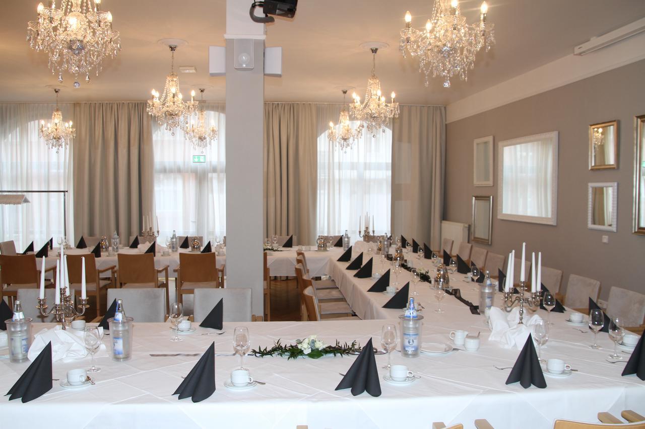 Hotel Am Molkenmarkt Brandenburg  Ngoại thất bức ảnh