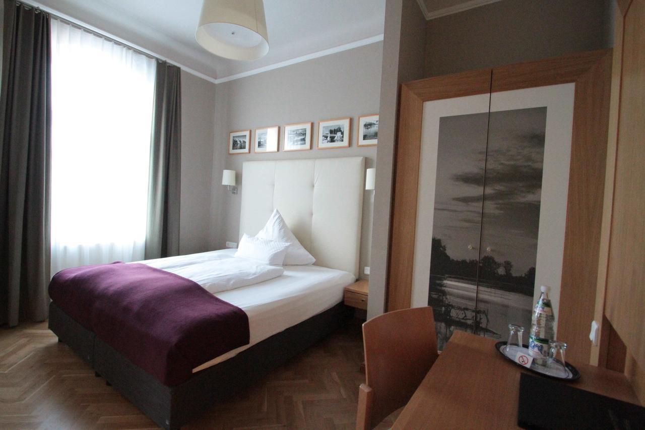 Hotel Am Molkenmarkt Brandenburg  Ngoại thất bức ảnh