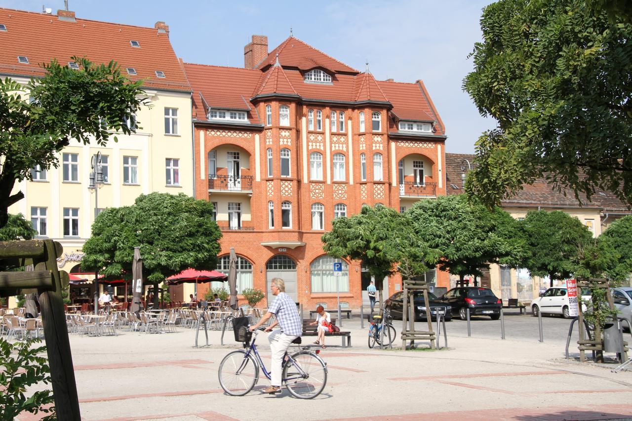 Hotel Am Molkenmarkt Brandenburg  Ngoại thất bức ảnh